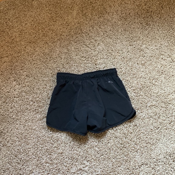 Nike shorts - Picture 2 of 2